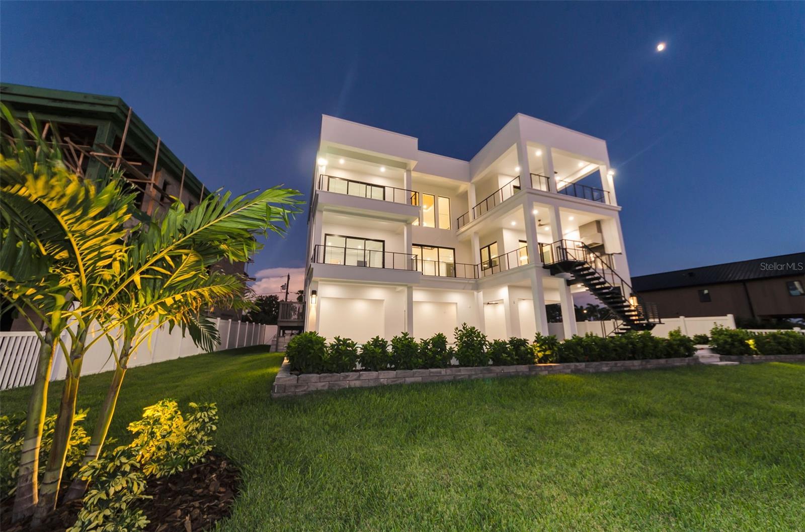 43 DOLPHIN DR — photo 86