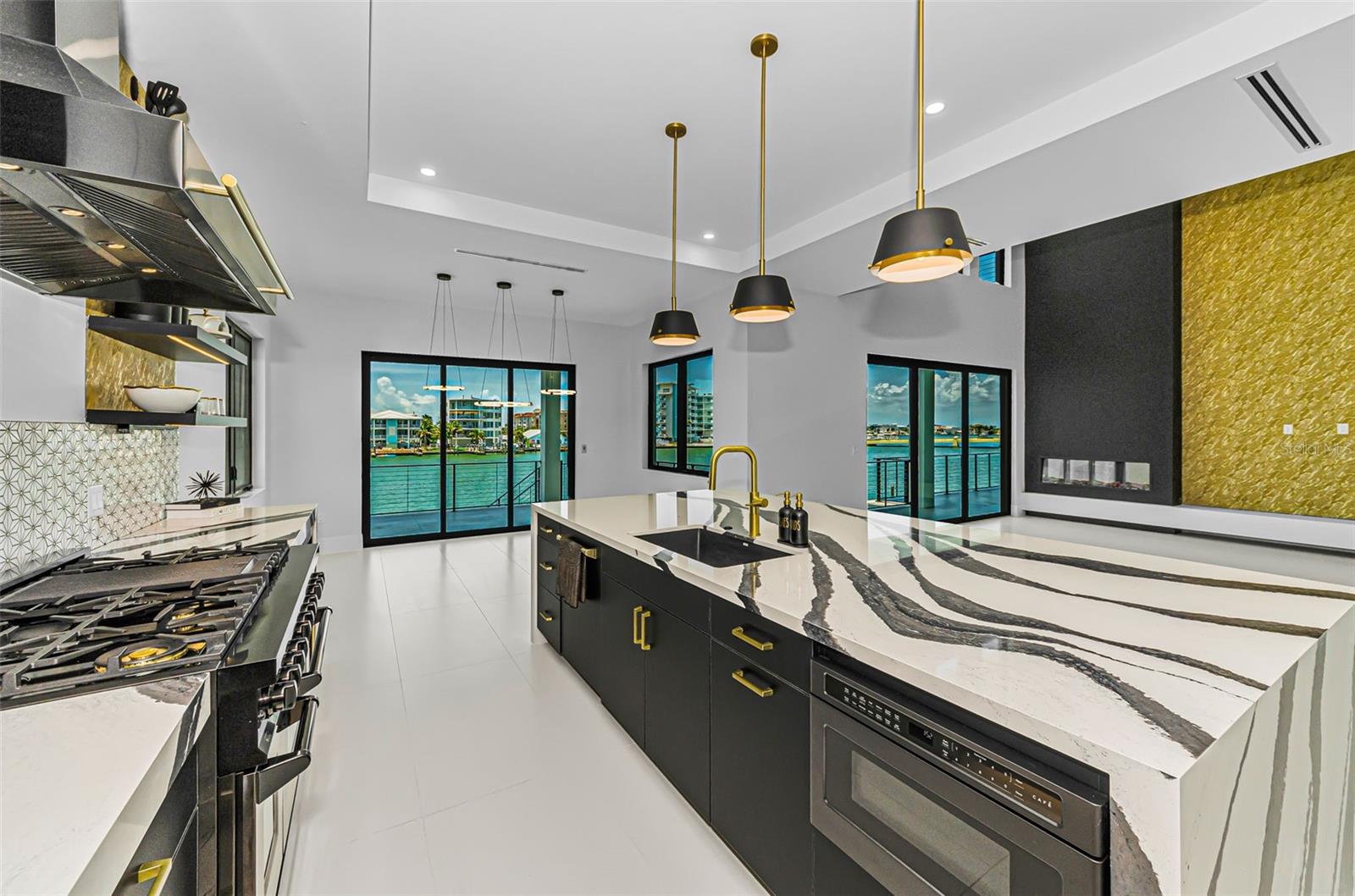 43 DOLPHIN DR — photo 25