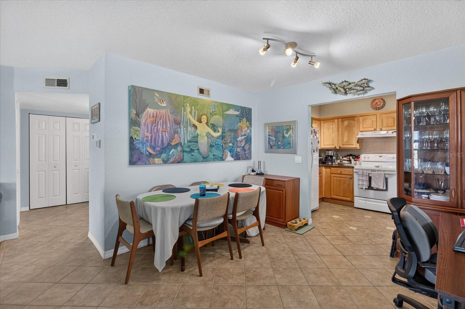 6100 GULFPORT BLVD S #401 — photo 20