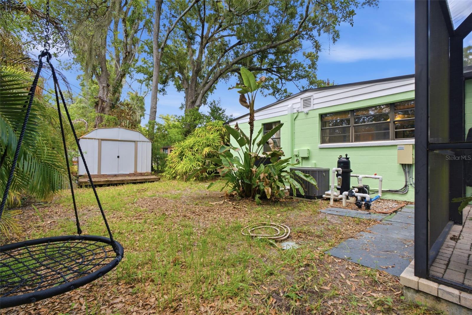 609 W RIVER DR — photo 32