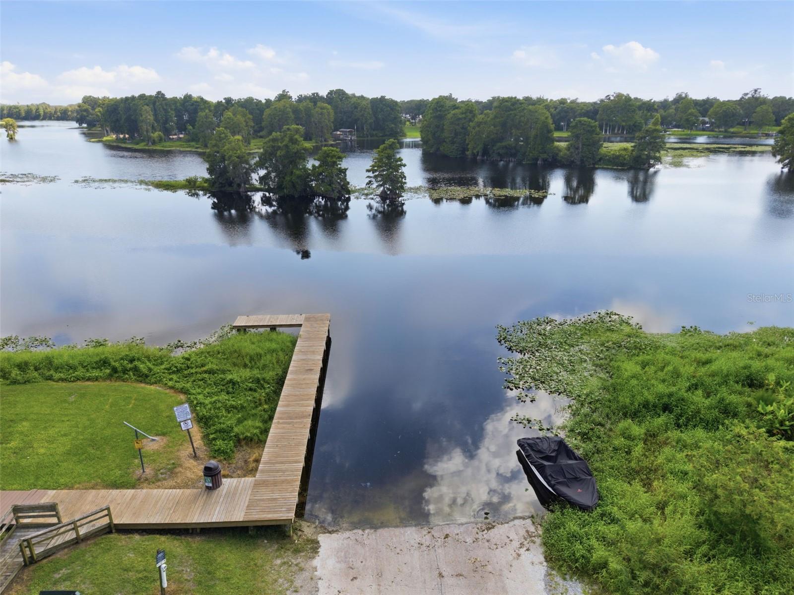 609 W RIVER DR — photo 43