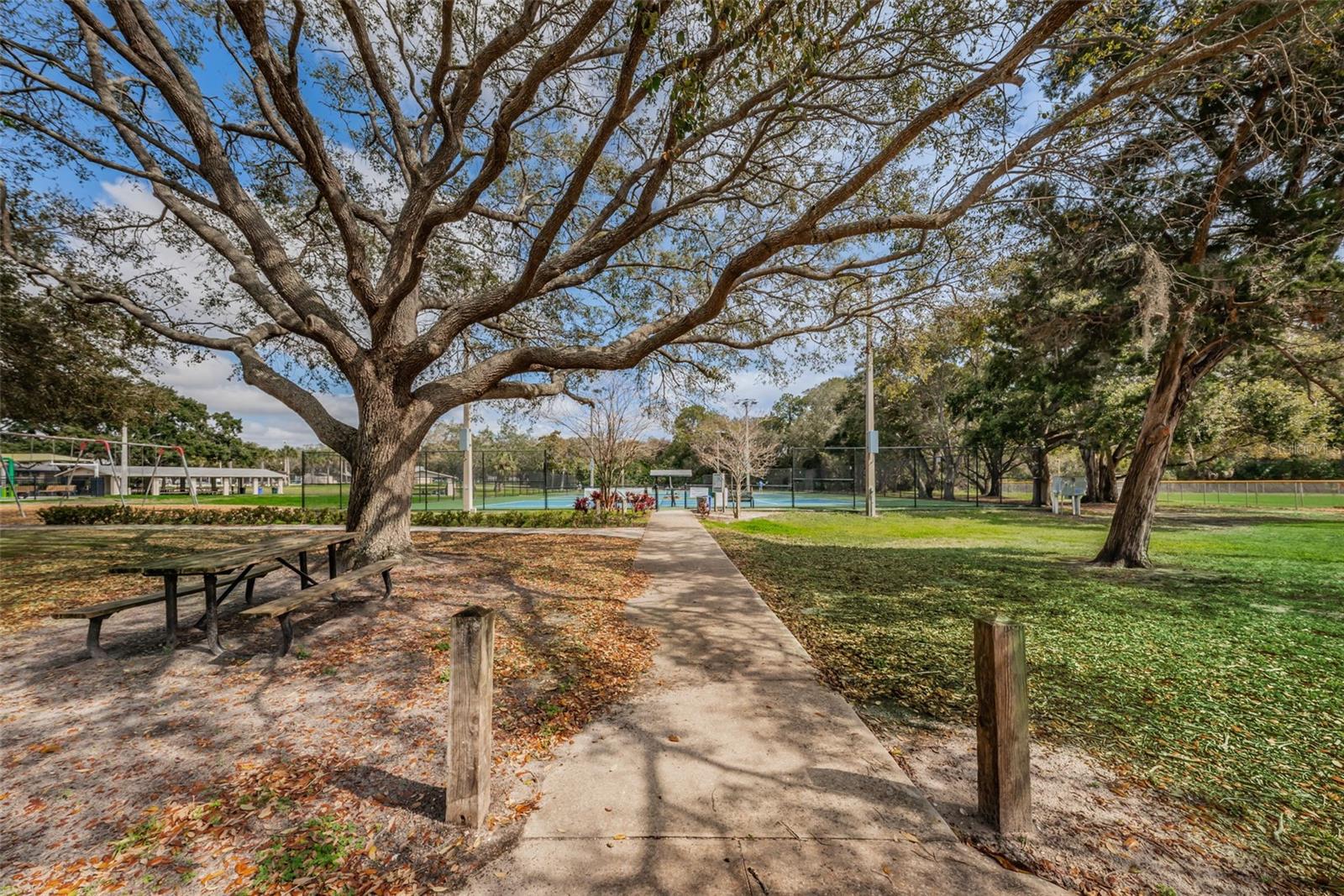 1340 BAYSHORE BLVD #304 — photo 91