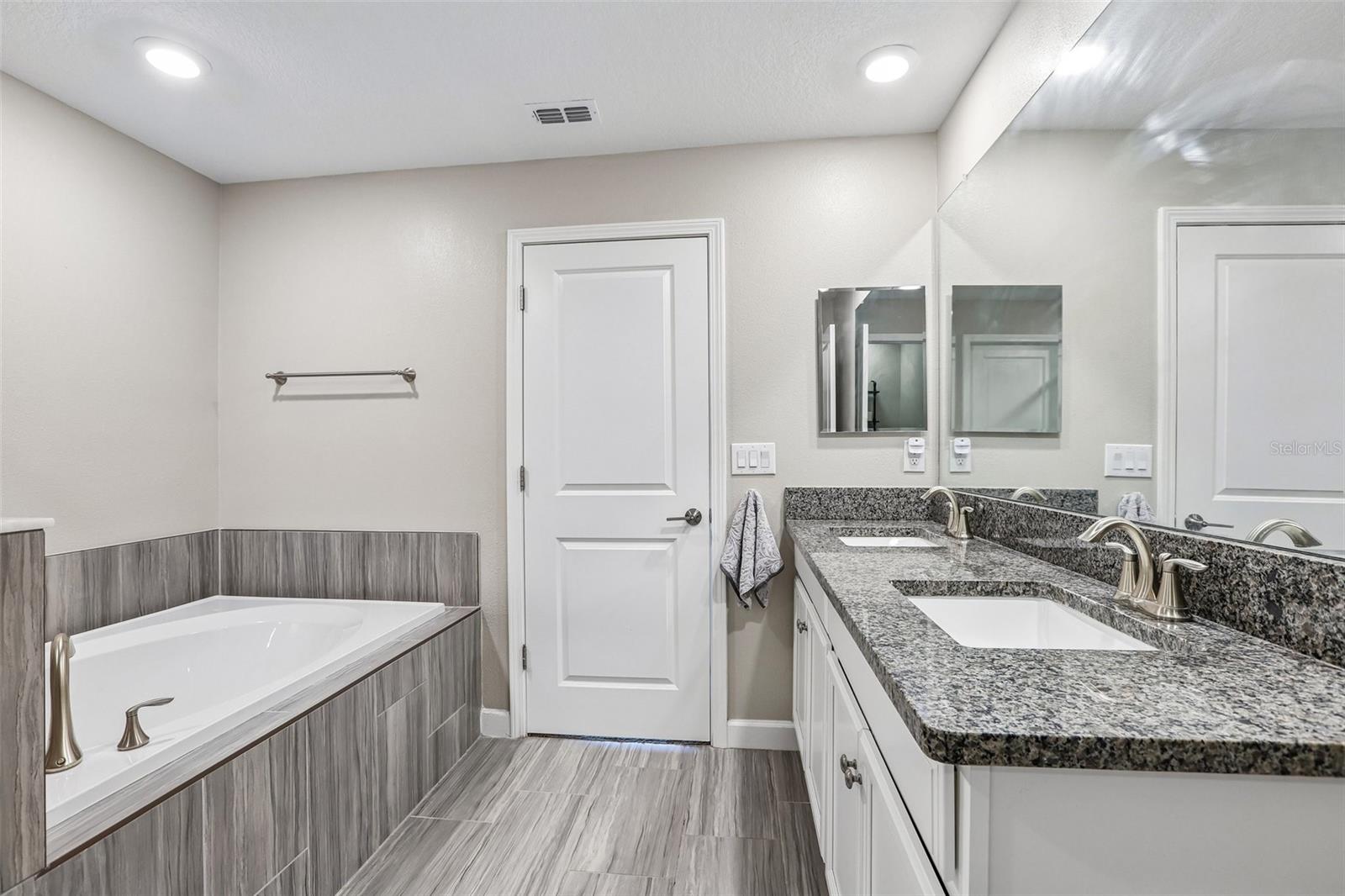 17448 RADIANT SHINE WAY — photo 16