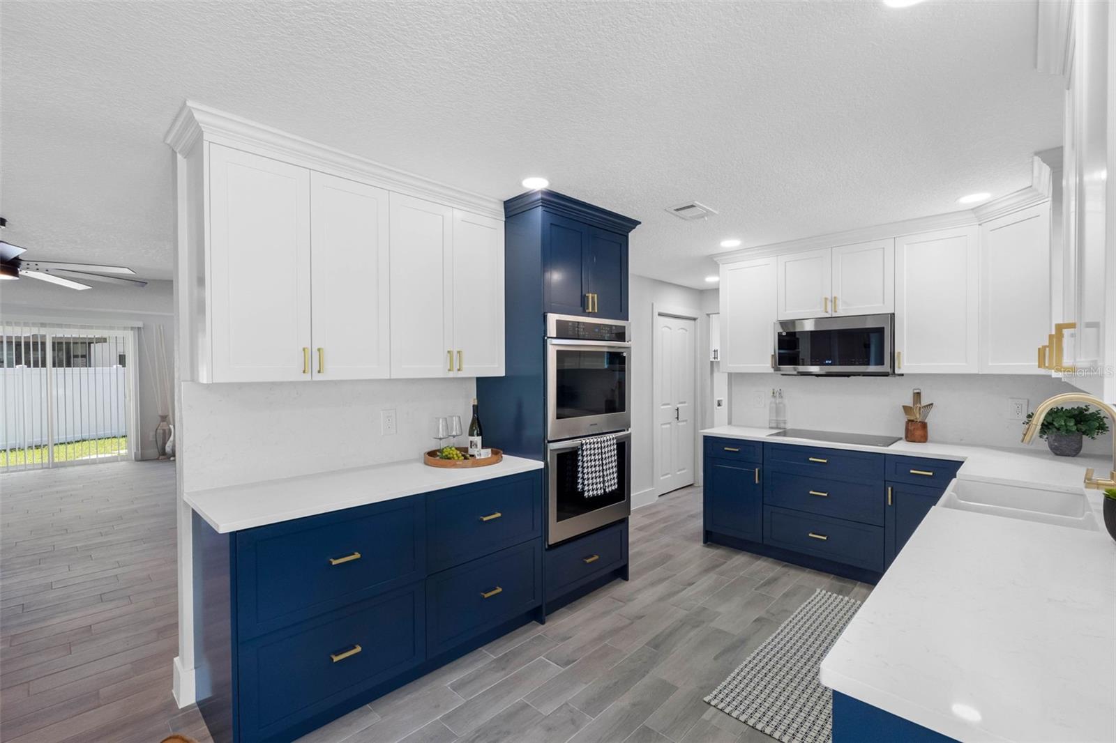 1950 ARVIS CIR W — photo 7