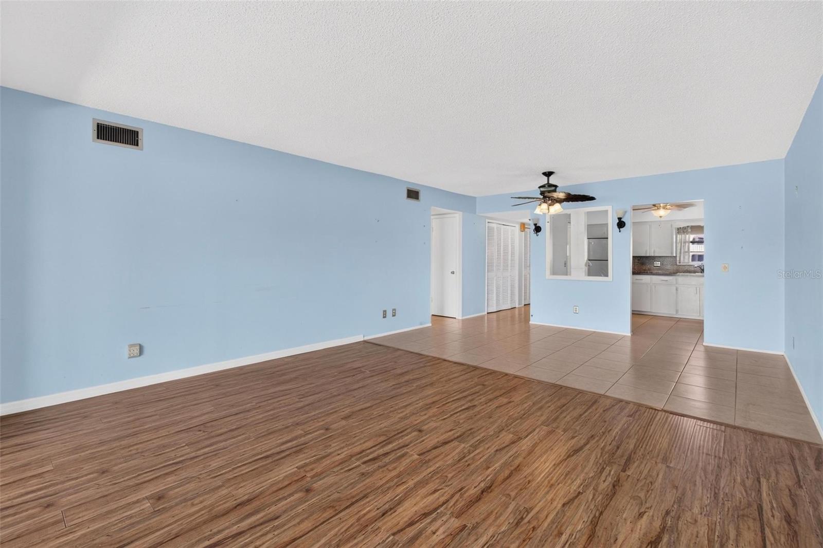 2410 FRANCISCAN DR #60 — photo 8