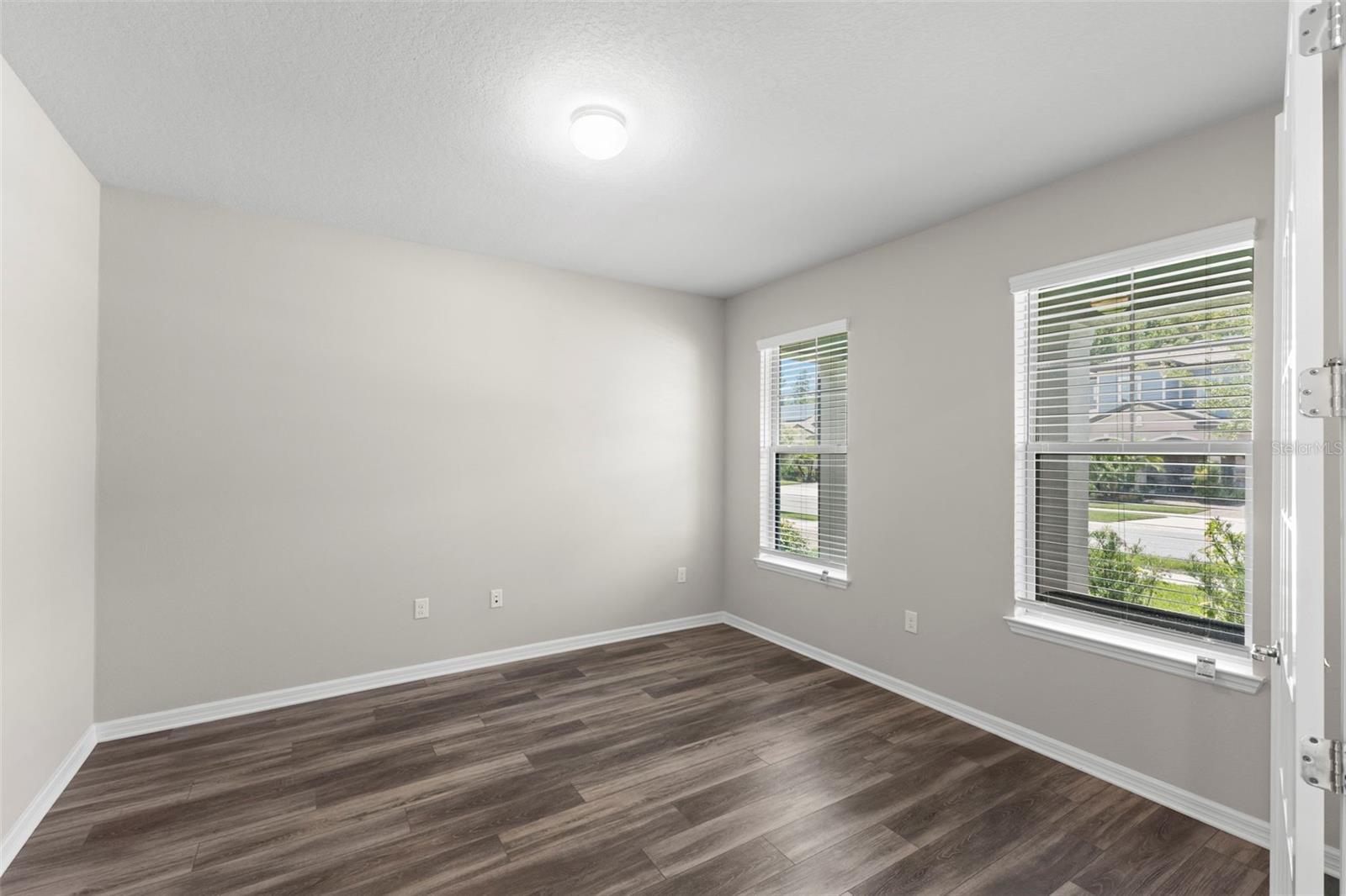 18935 BIRCHWOOD GROVES DR — photo 9