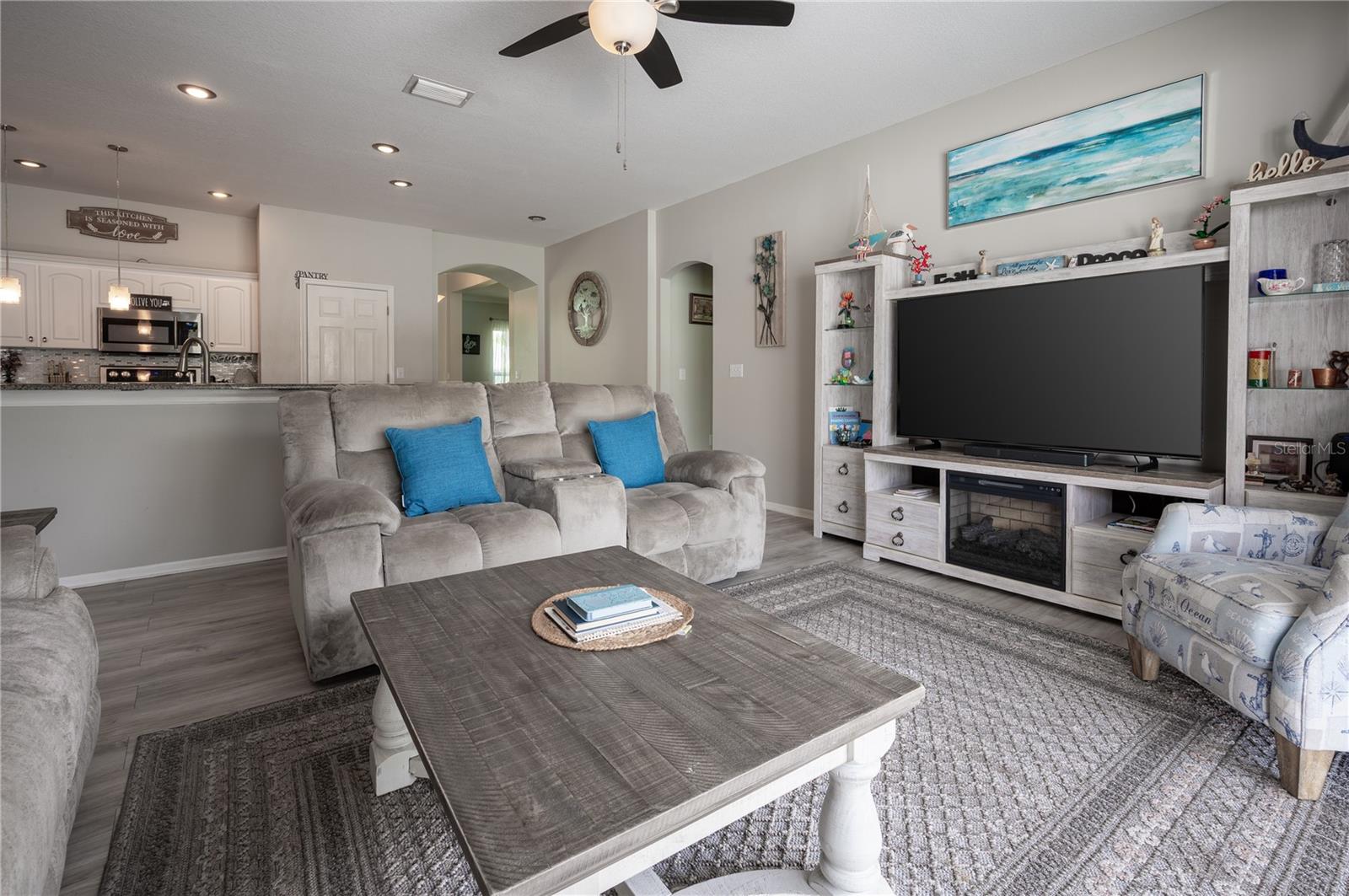 12408 RIVERGLEN DR — photo 27