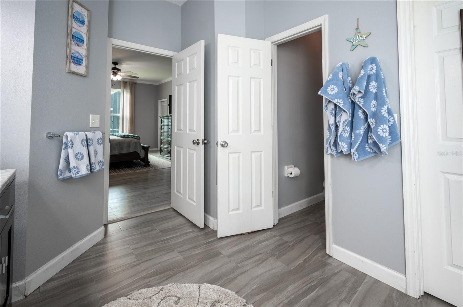 12408 RIVERGLEN DR — photo 35