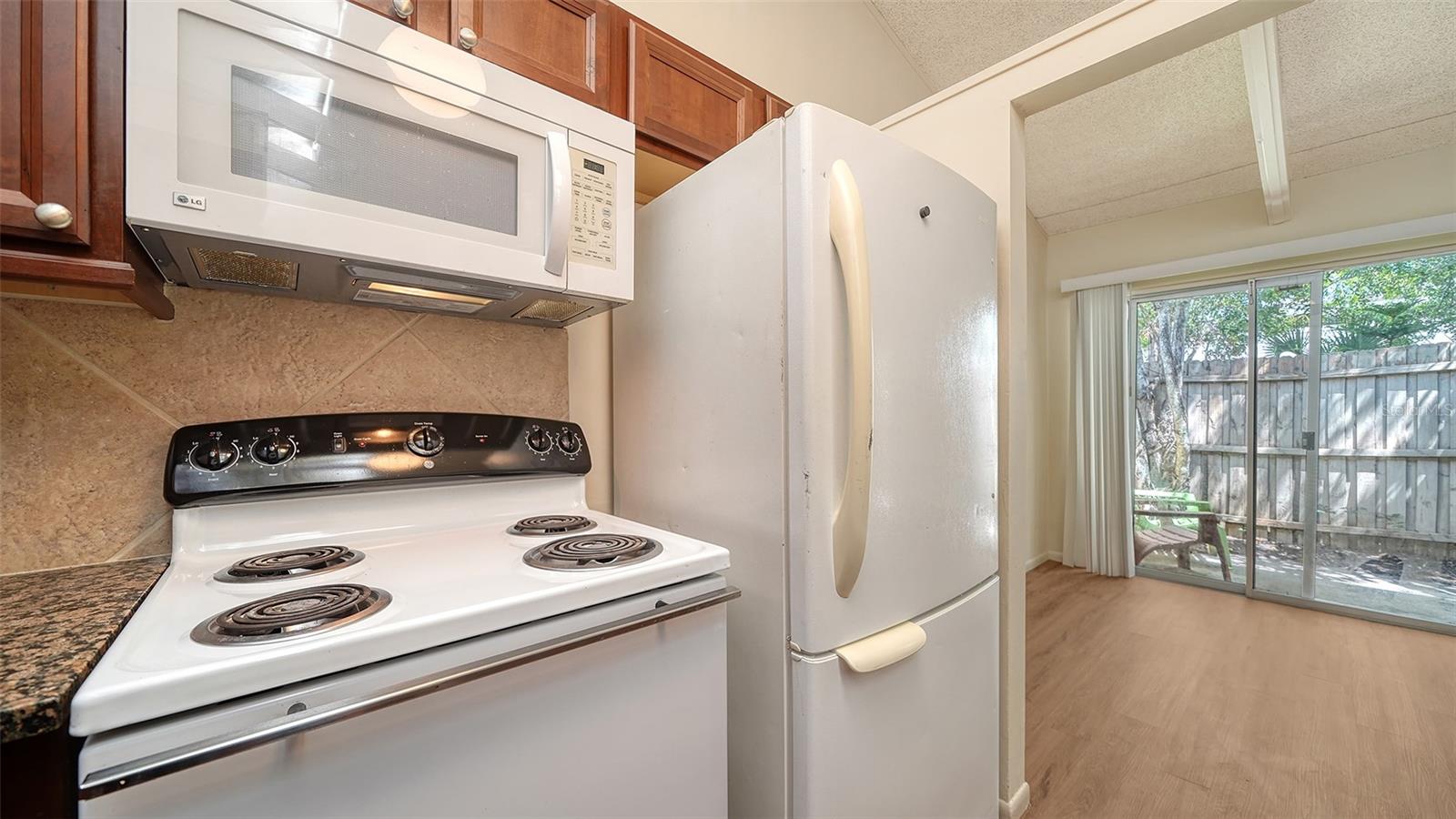 500 N JEFFERSON AVE #B-5 — photo 12