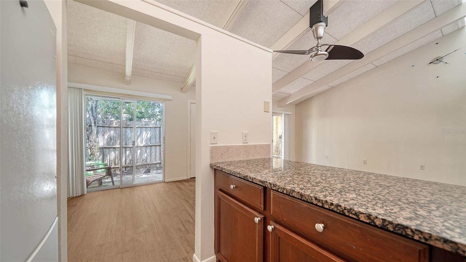 500 N JEFFERSON AVE #B-5 — photo 11