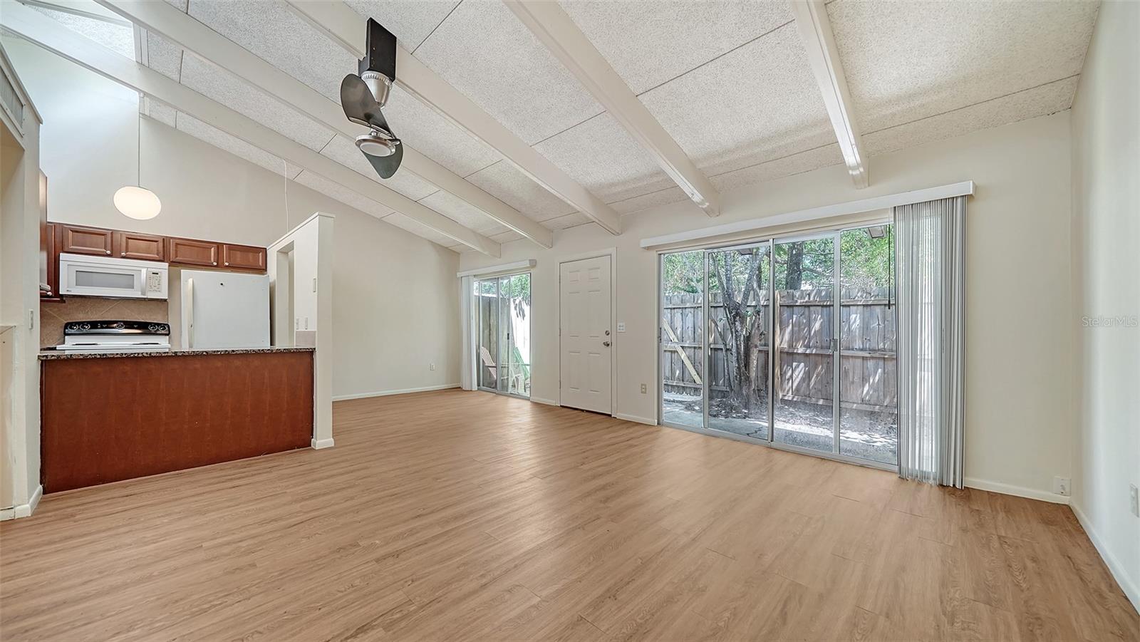 500 N JEFFERSON AVE #B-5 — photo 4