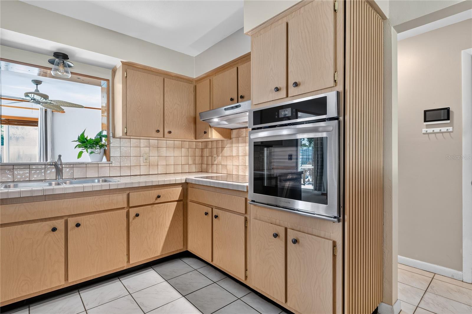 1707 RIDGEWAY DR — photo 16