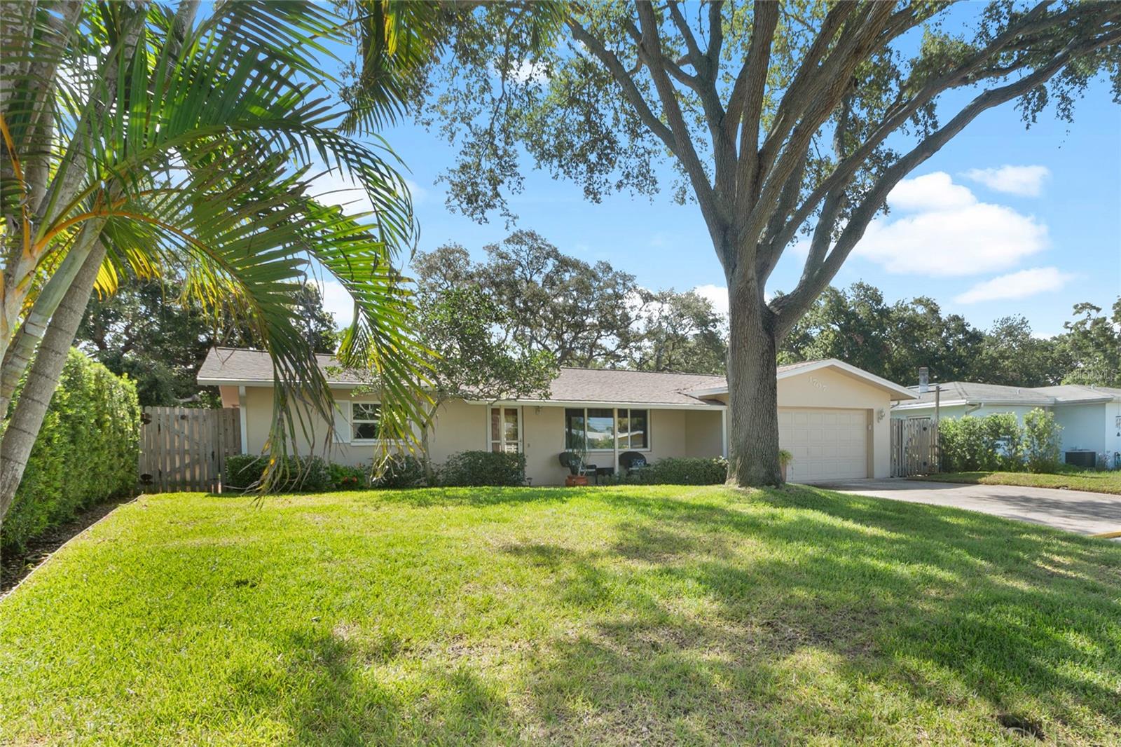 1707 RIDGEWAY DR — photo 2