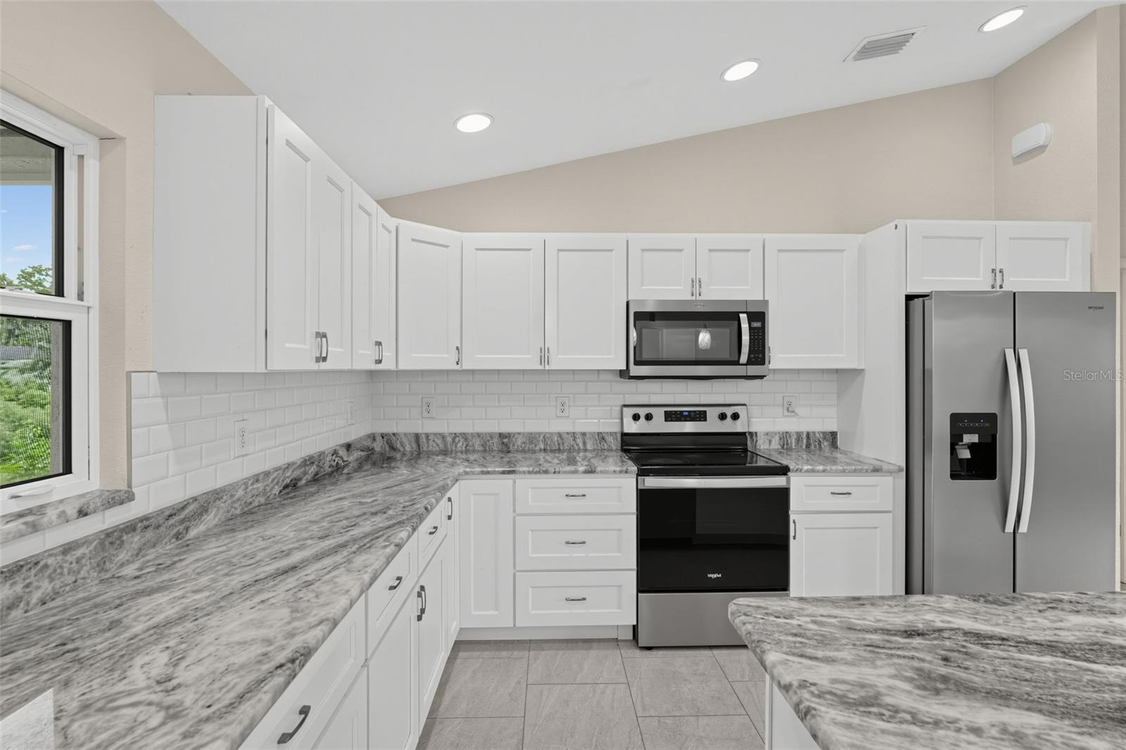 2580 VOGLER LN — photo 7
