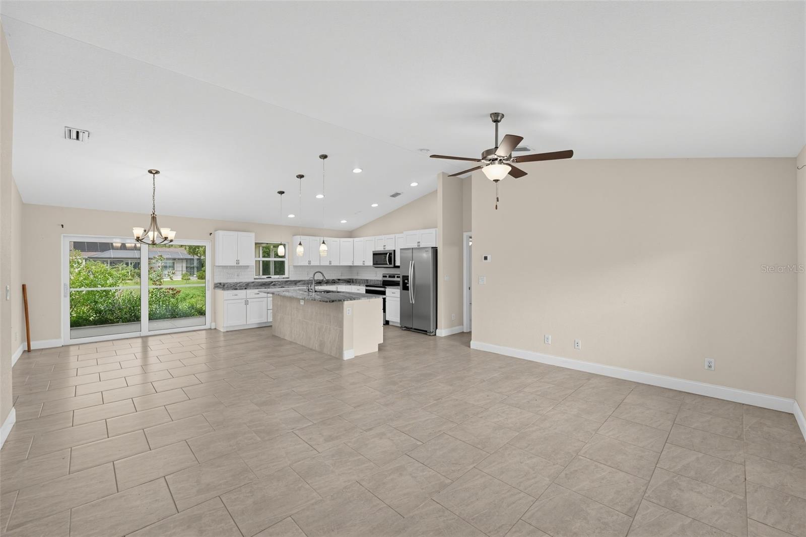 2580 VOGLER LN — photo 10