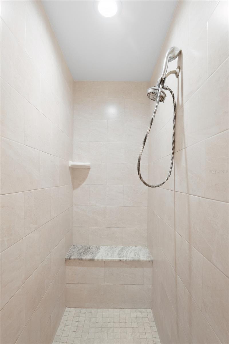 2580 VOGLER LN — photo 15