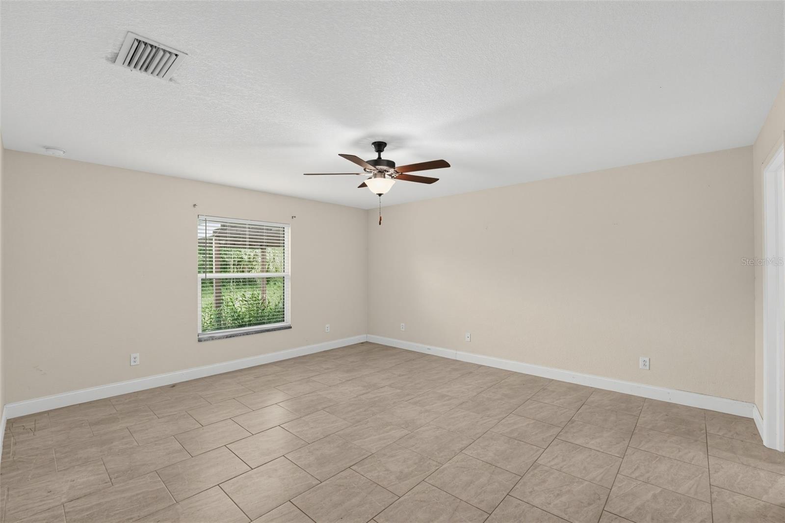 2580 VOGLER LN — photo 18