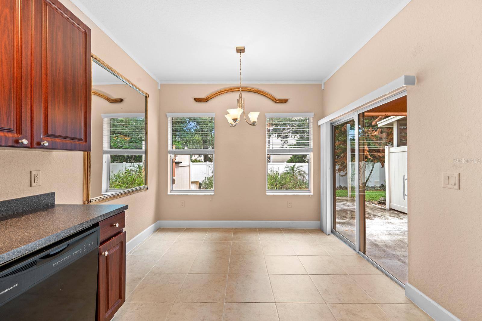 231 ALEXANDER WOODS DR — photo 14