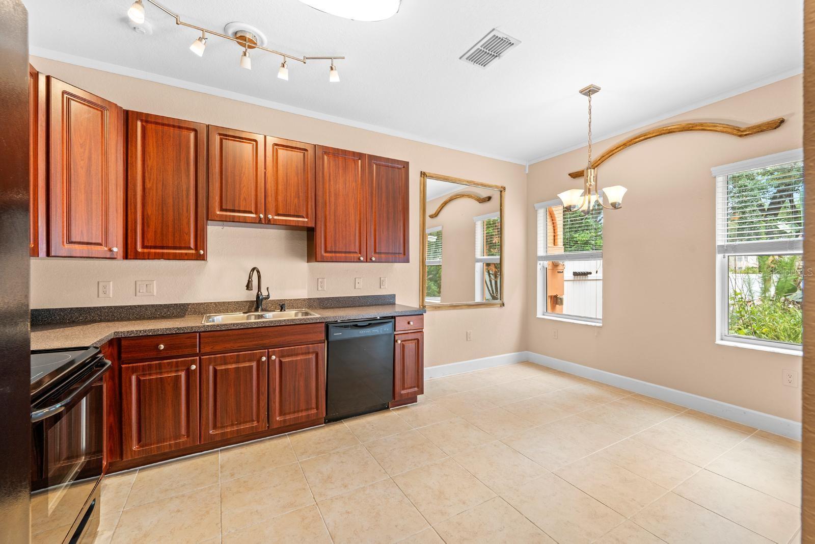 231 ALEXANDER WOODS DR — photo 11