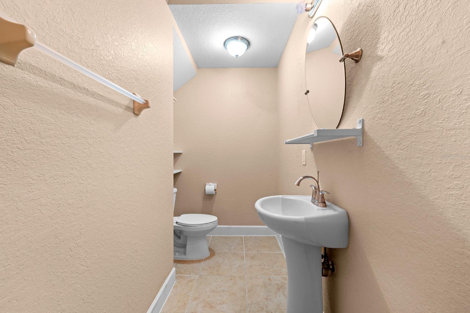 231 ALEXANDER WOODS DR — photo 10