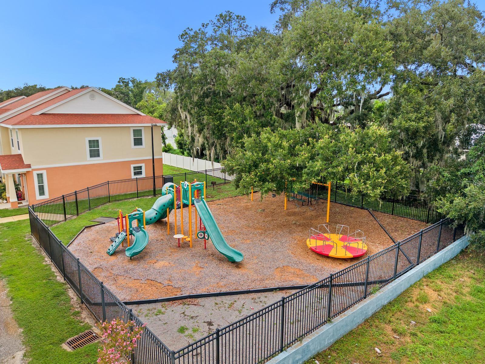 231 ALEXANDER WOODS DR — photo 26