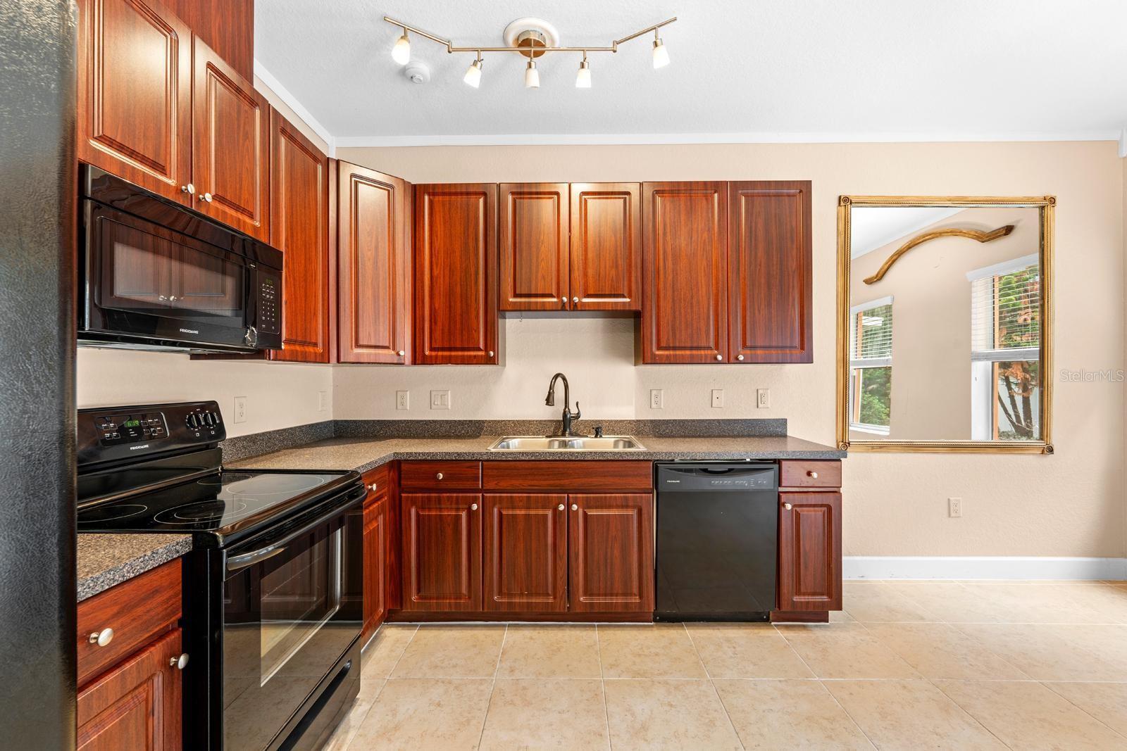 231 ALEXANDER WOODS DR — photo 12