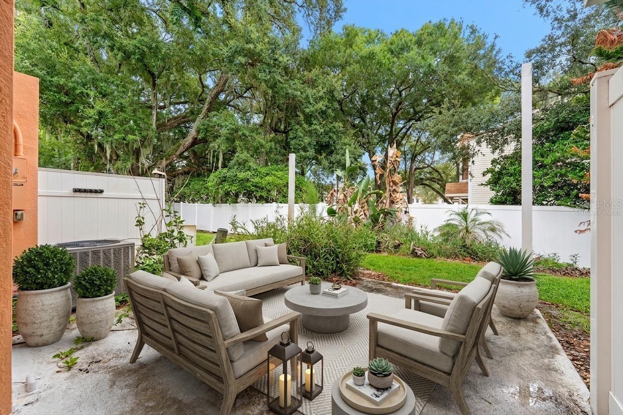 231 ALEXANDER WOODS DR — photo 17