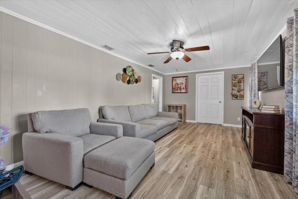 701 FISH LIPS LN — photo 58