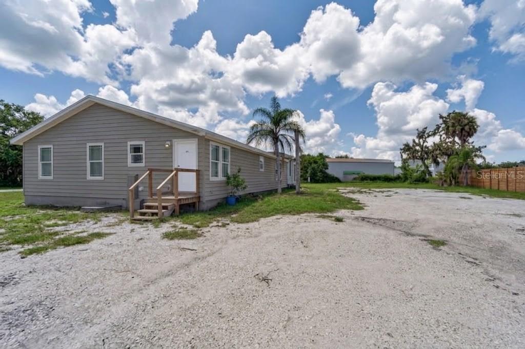701 FISH LIPS LN — photo 35