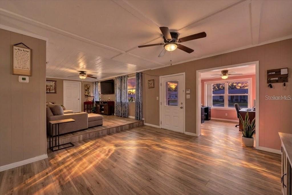 701 FISH LIPS LN — photo 43