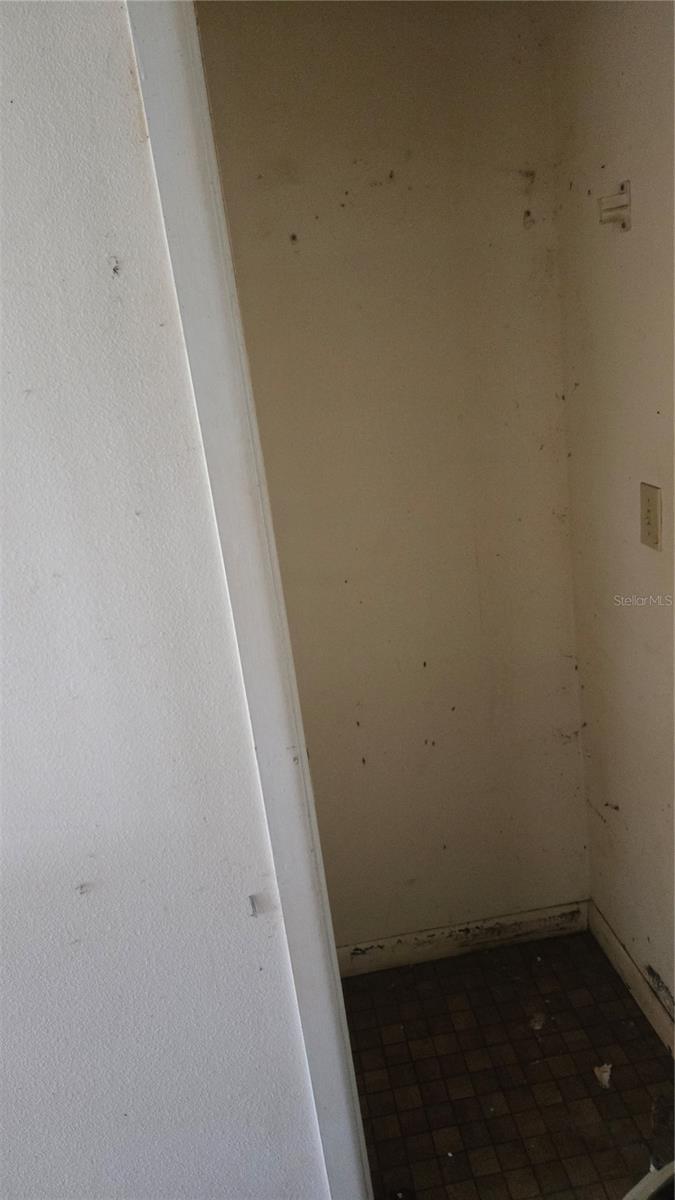 220 MOUNT PLEASANT RD — photo 6