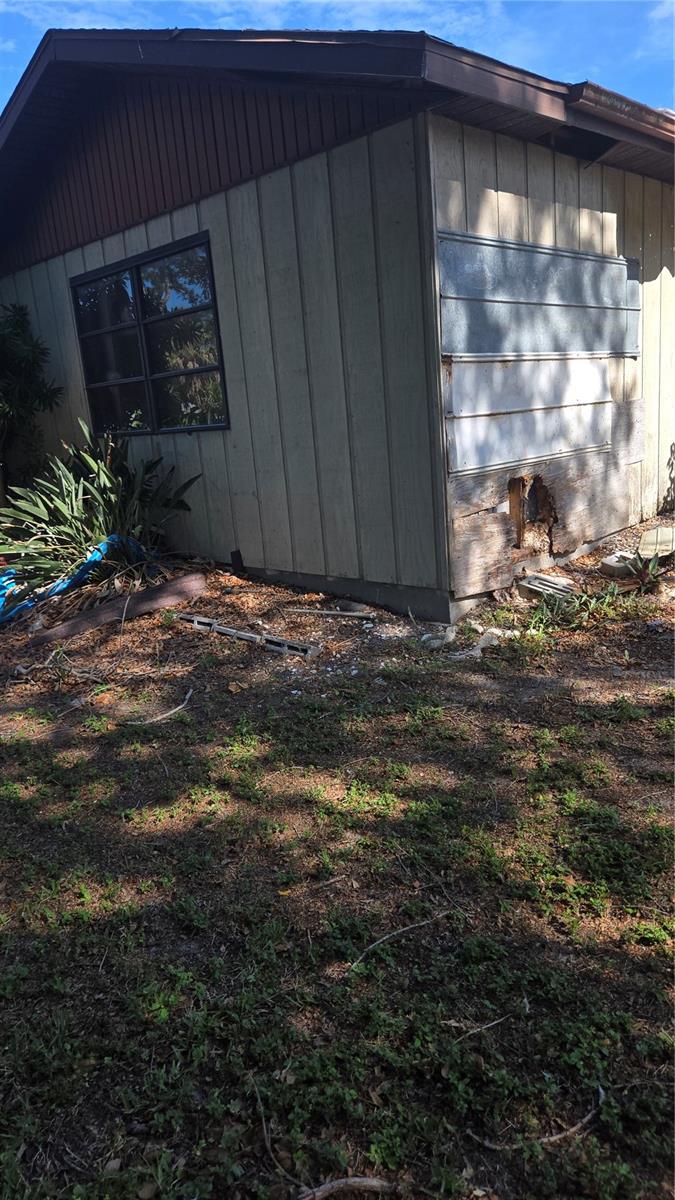 220 MOUNT PLEASANT RD — photo 34