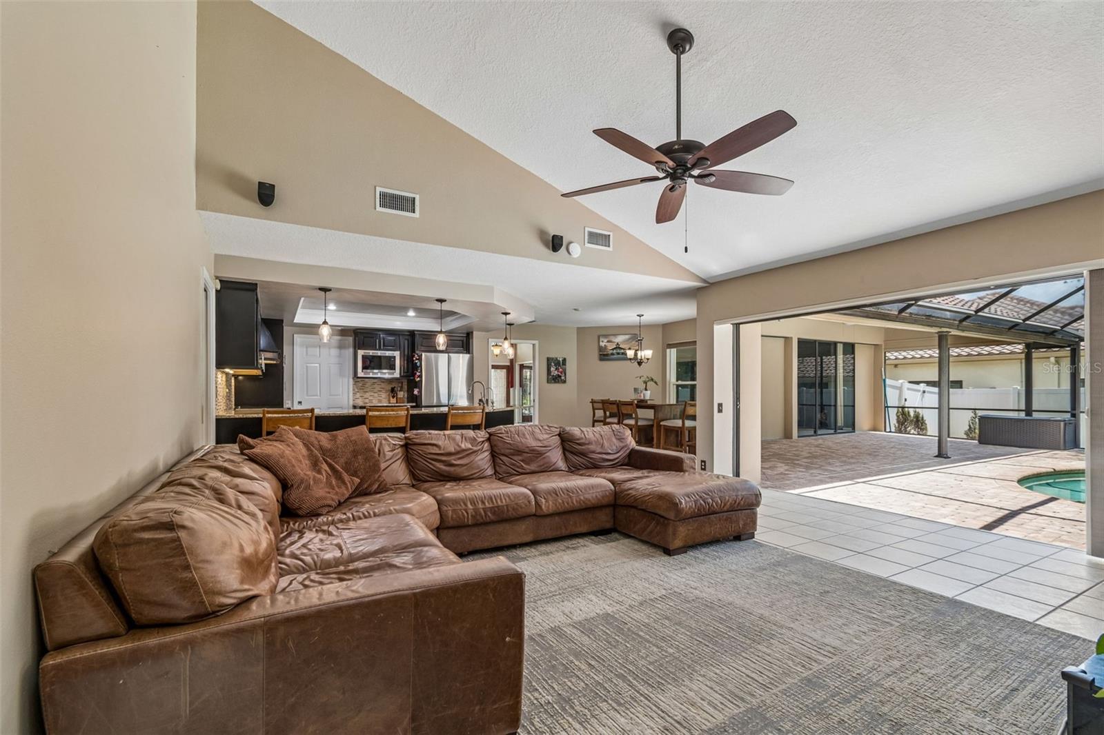 2937 HILLCREEK CIR S — photo 24