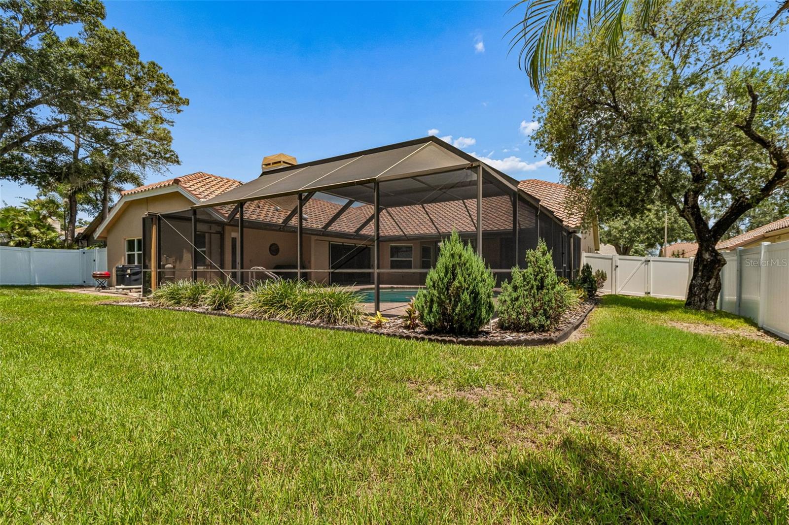 2937 HILLCREEK CIR S — photo 41
