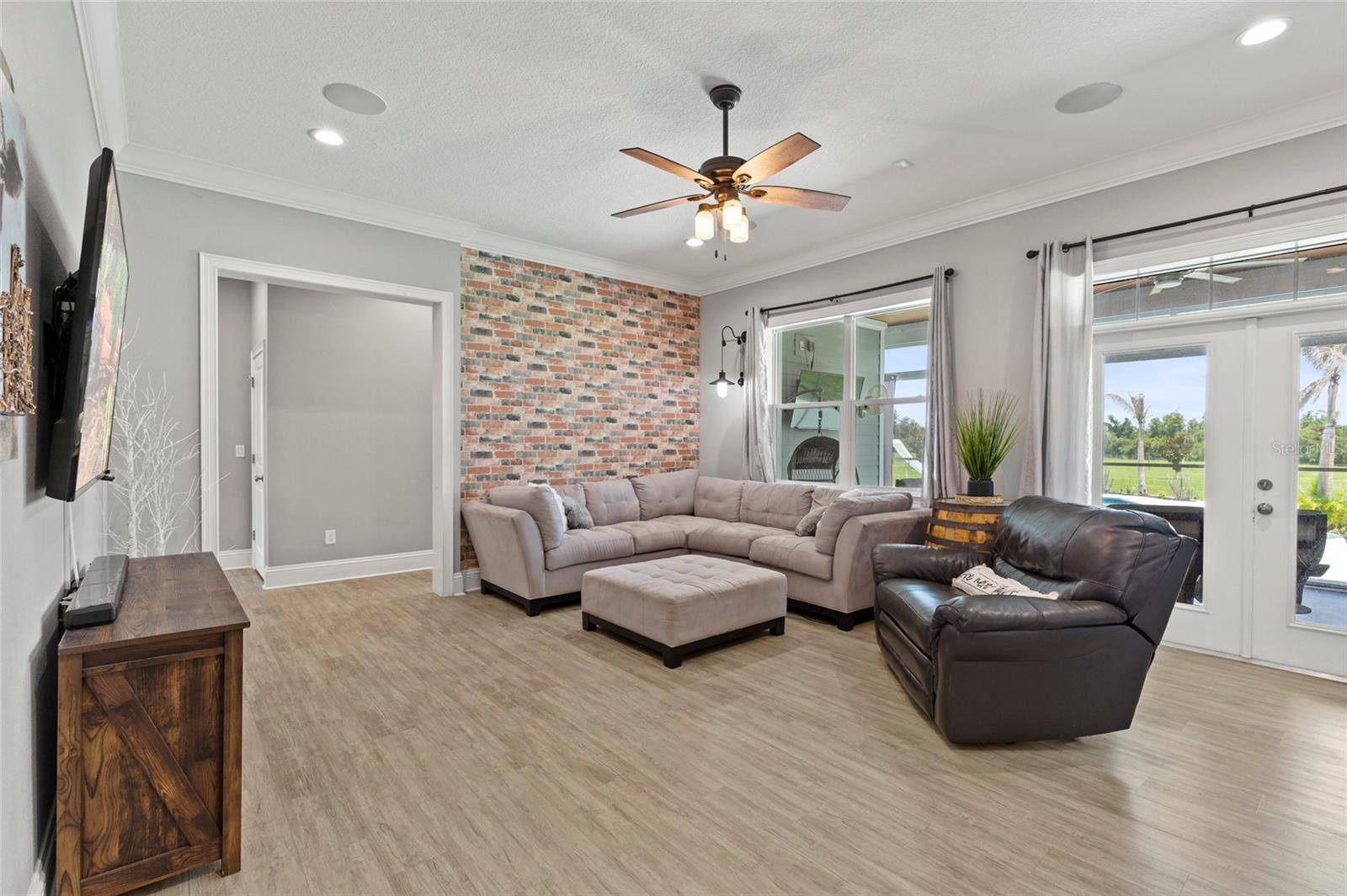 15710 COLDING LOOP — photo 7