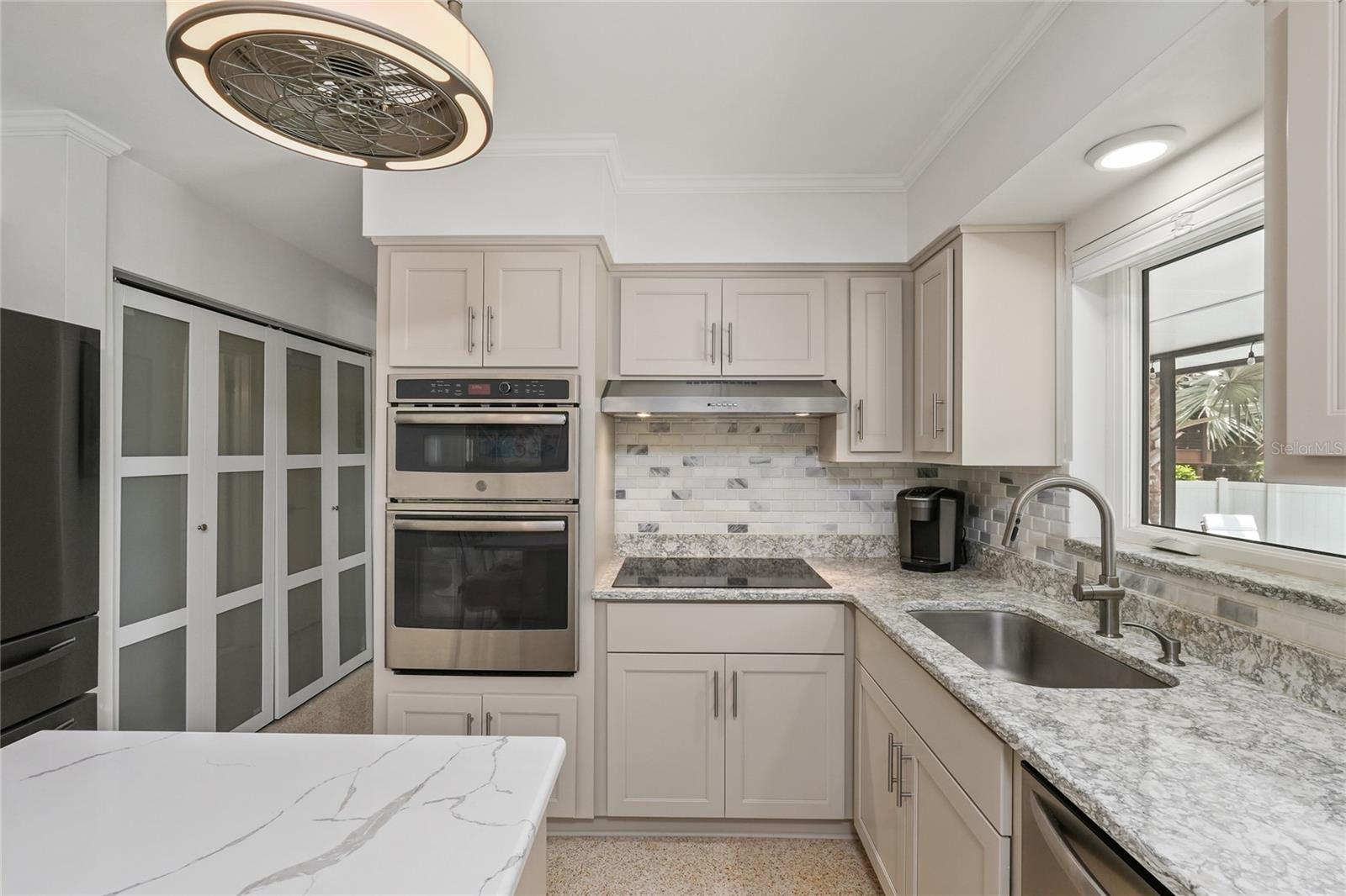 223 PINECREST DR — photo 19