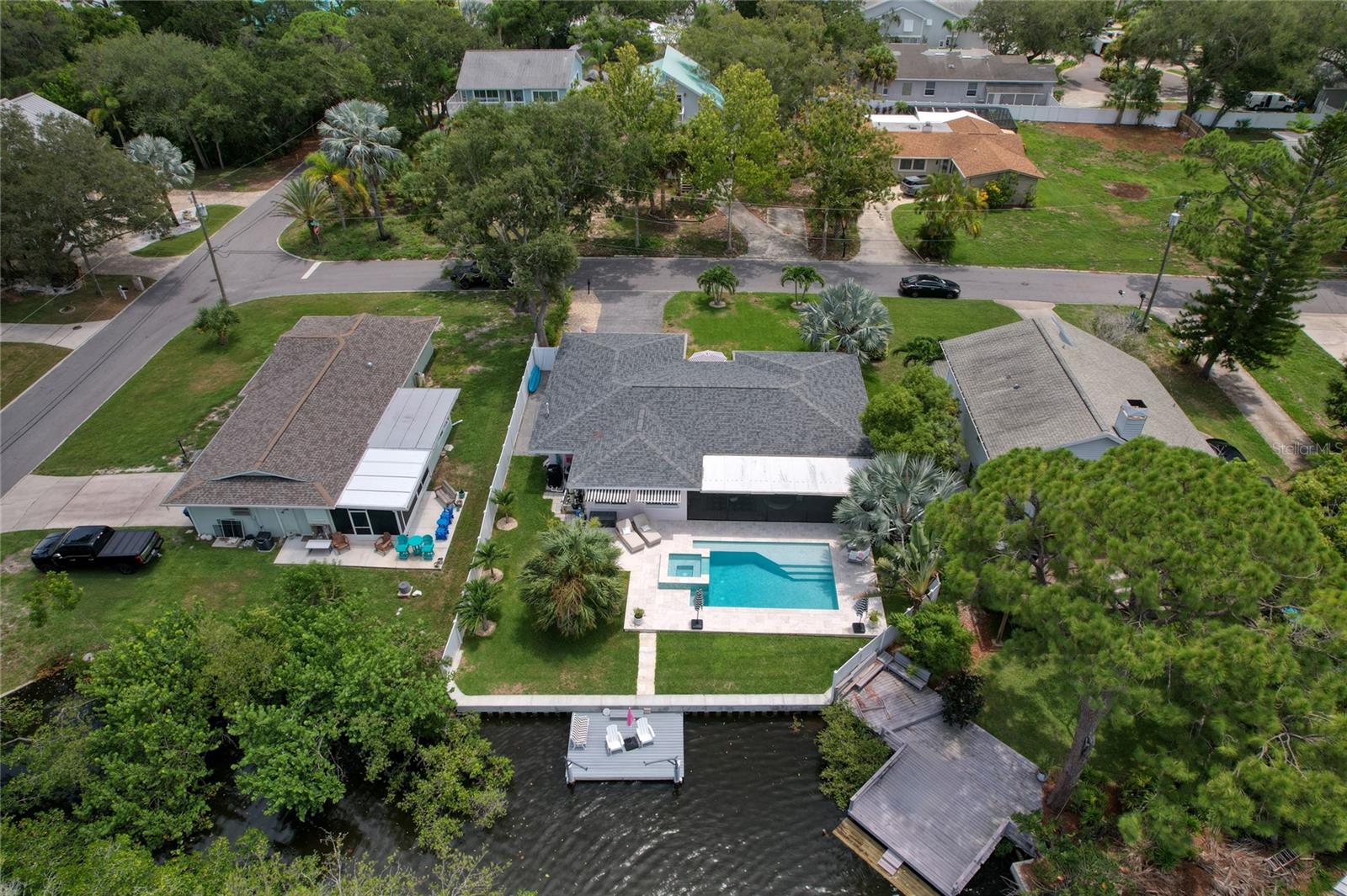 223 PINECREST DR — photo 47