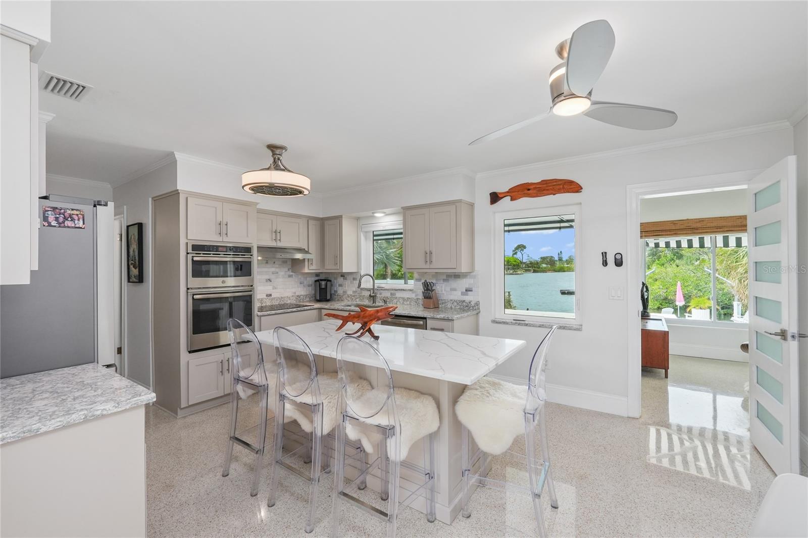 223 PINECREST DR — photo 17