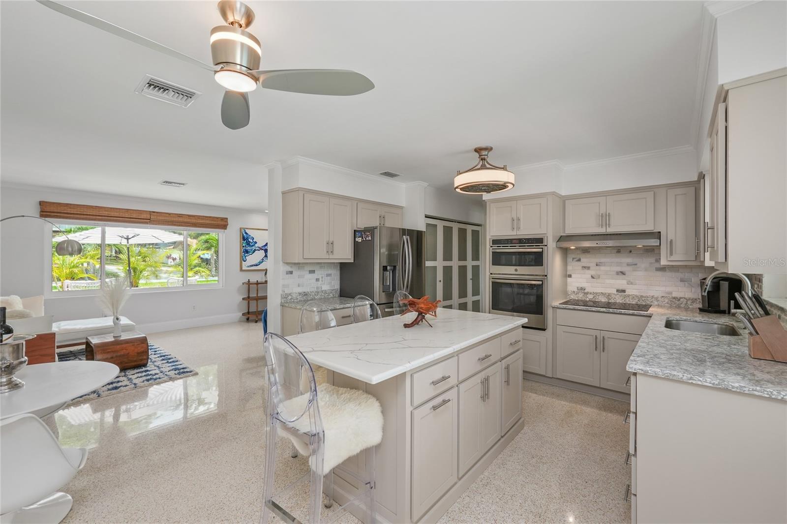 223 PINECREST DR — photo 18