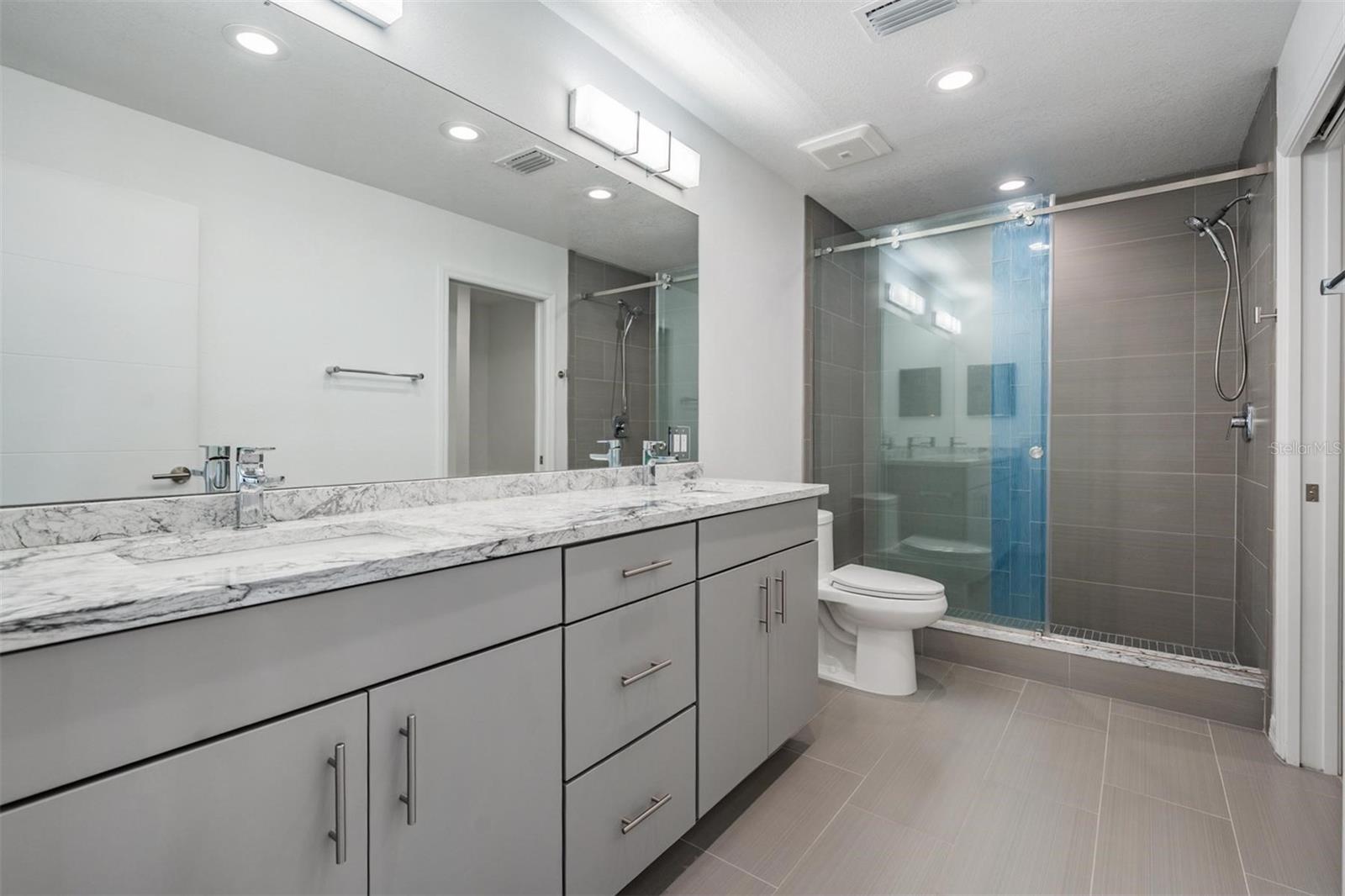 243 MARINER DR #243 — photo 20