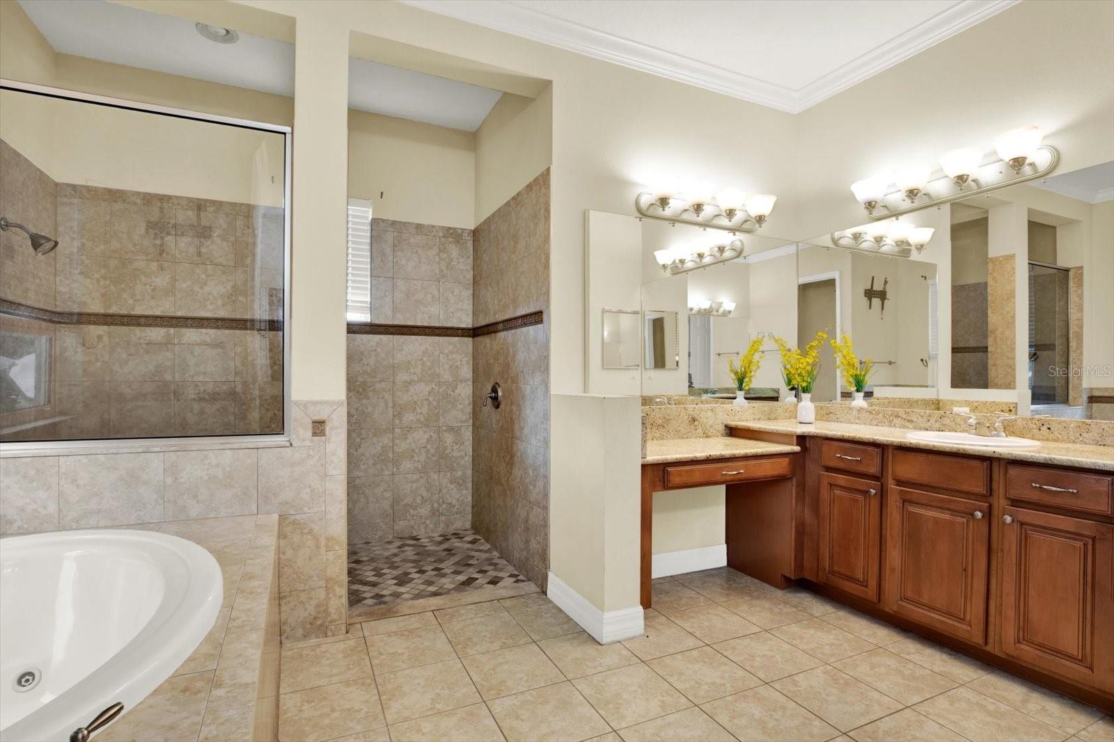 5207 LAKE VENICE DR — photo 27