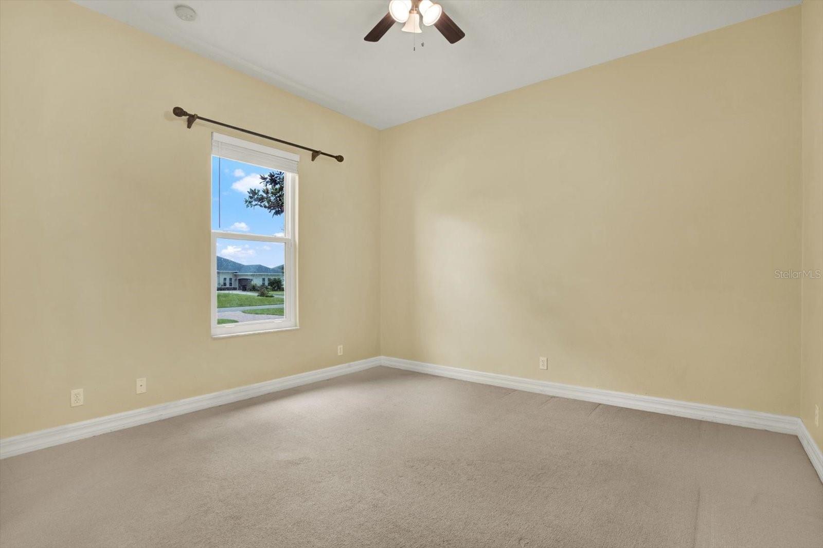 5207 LAKE VENICE DR — photo 37