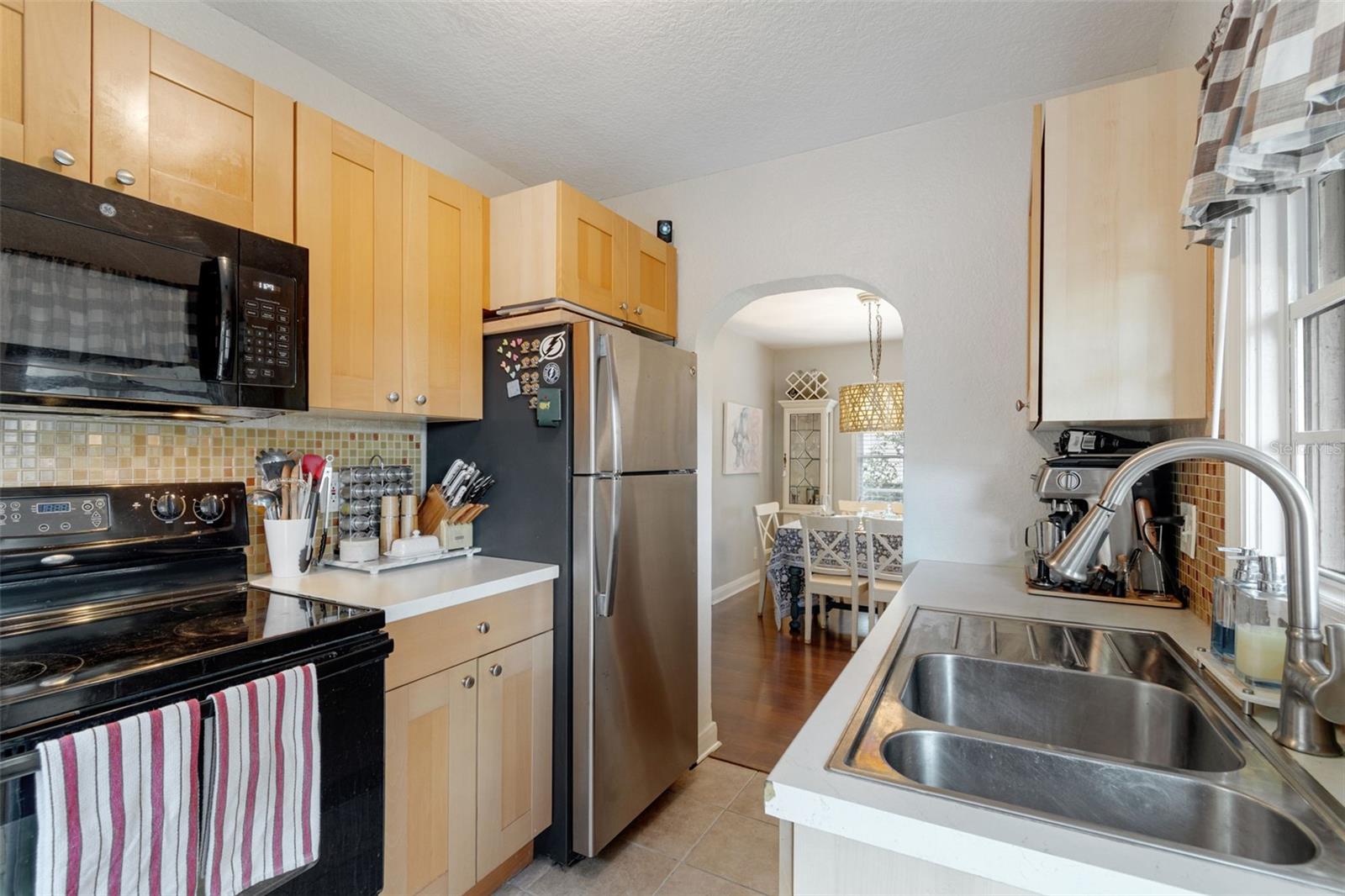 2914 N WOODROW AVE — photo 15