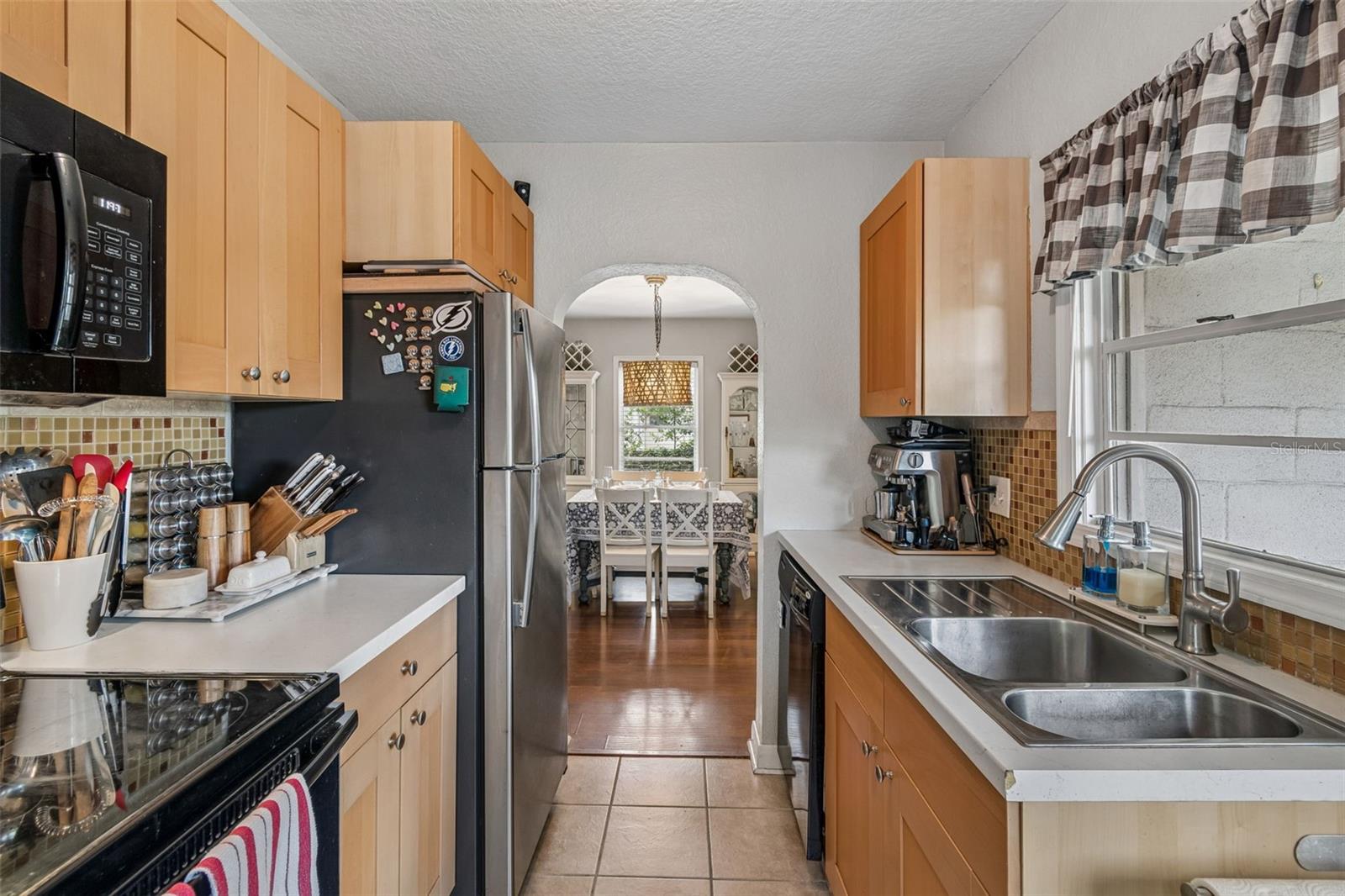 2914 N WOODROW AVE — photo 17