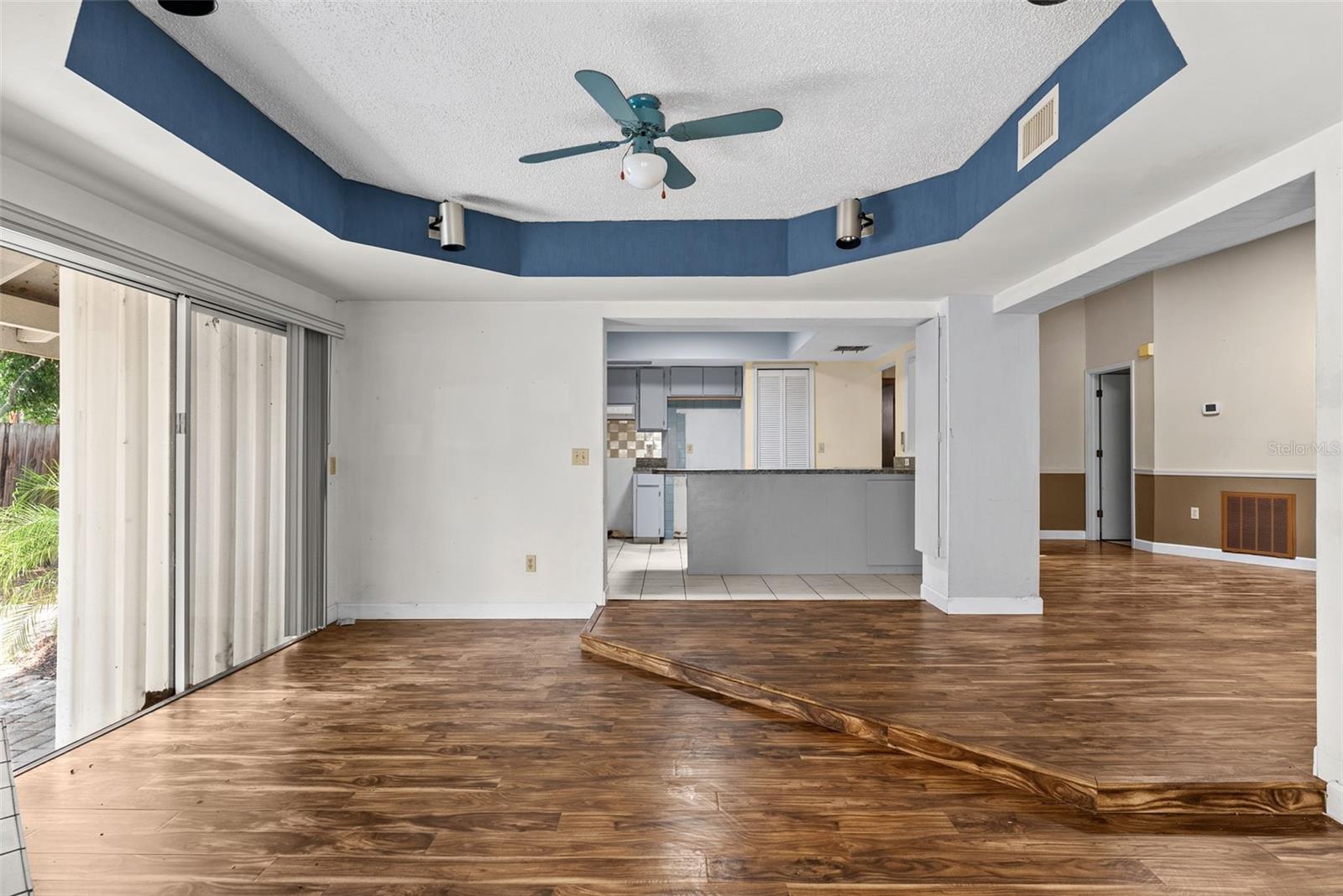 436 MANOR BLVD — photo 6