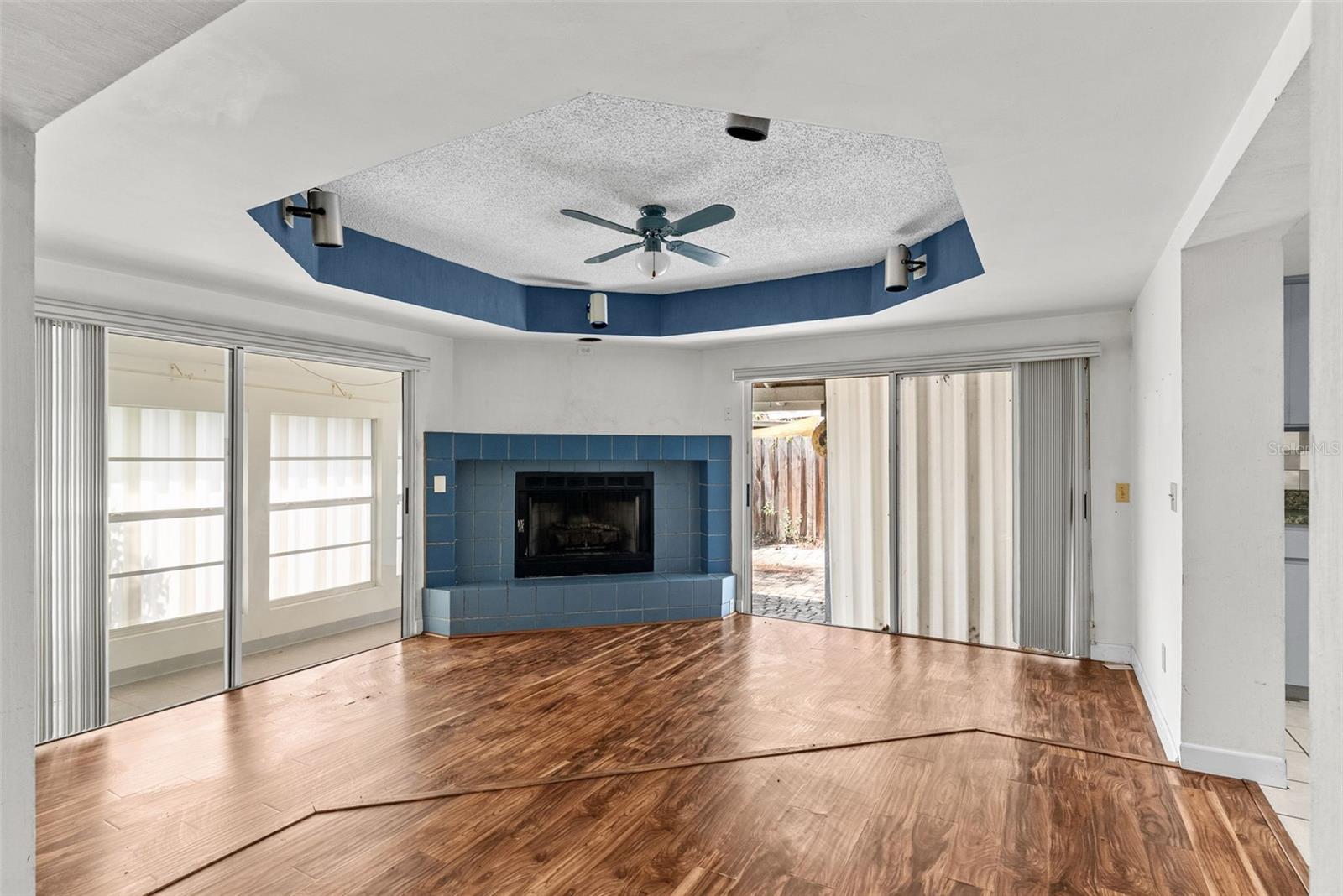 436 MANOR BLVD — photo 5