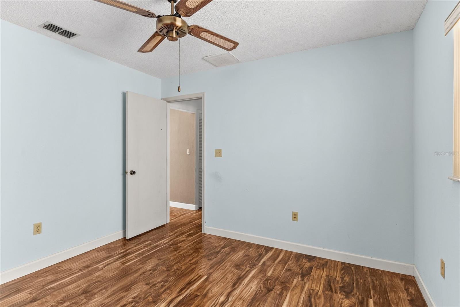 436 MANOR BLVD — photo 16
