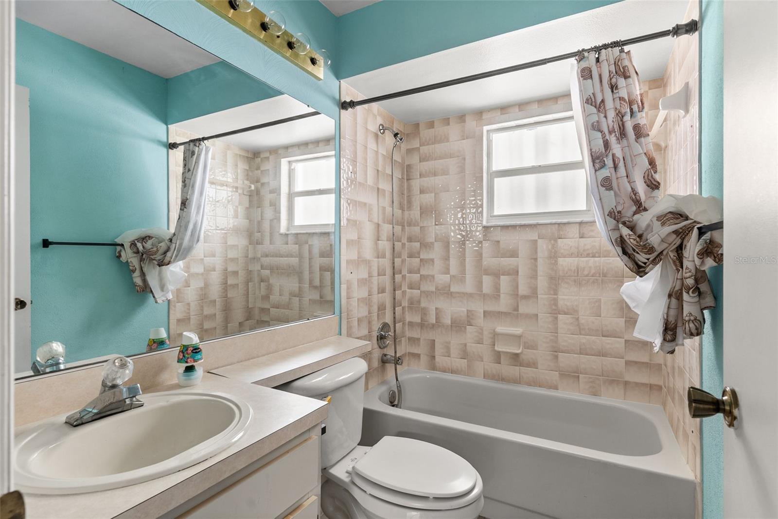 436 MANOR BLVD — photo 15