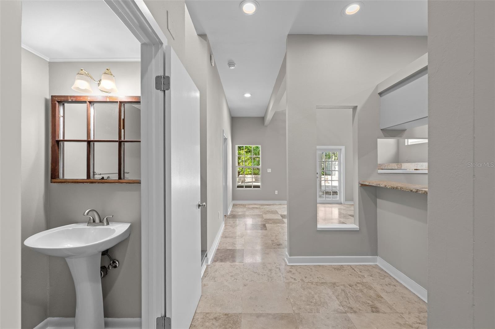 1513 E PARK CIR — photo 17
