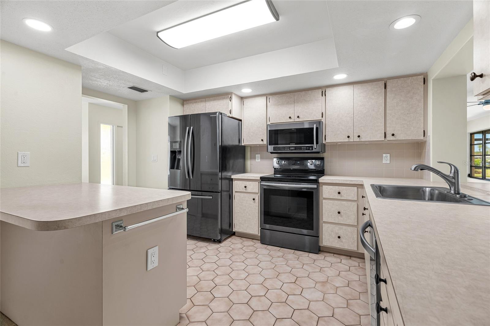 1123 MISTI CT — photo 3